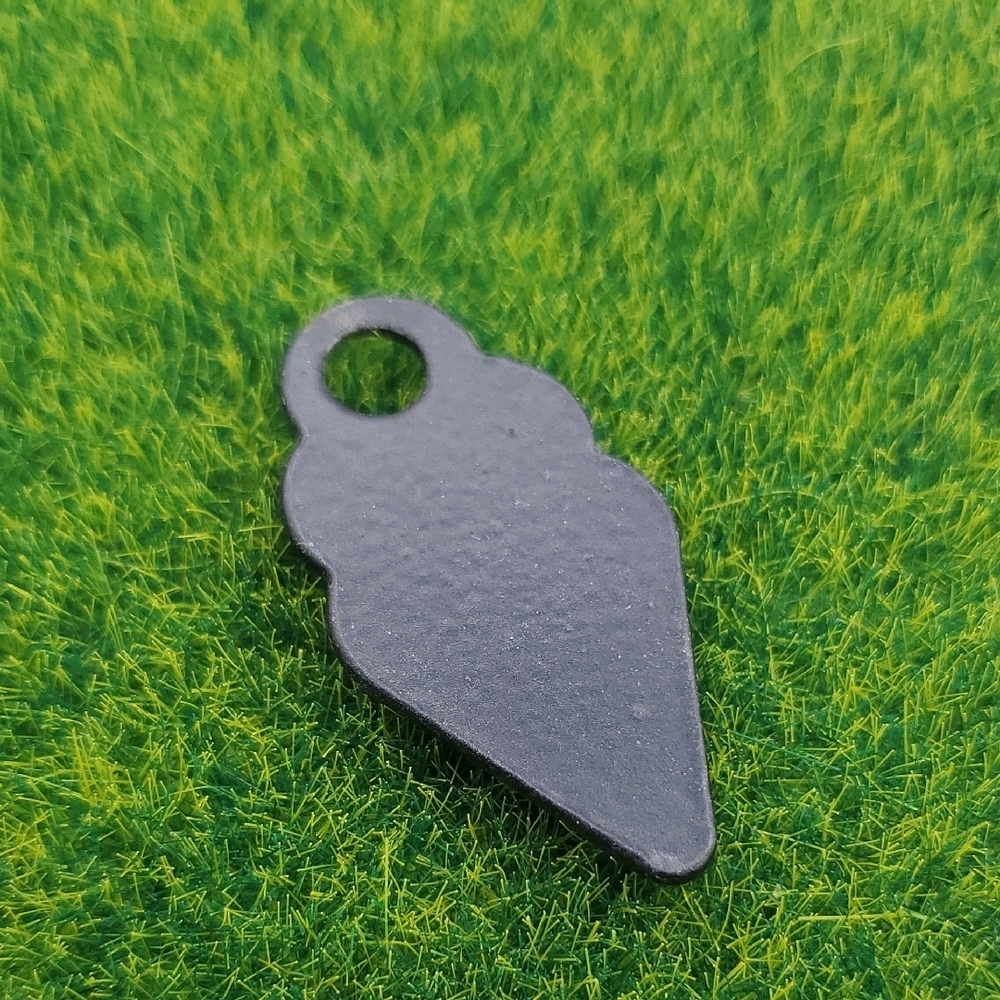 Arrowhead Shaped Pendant P319